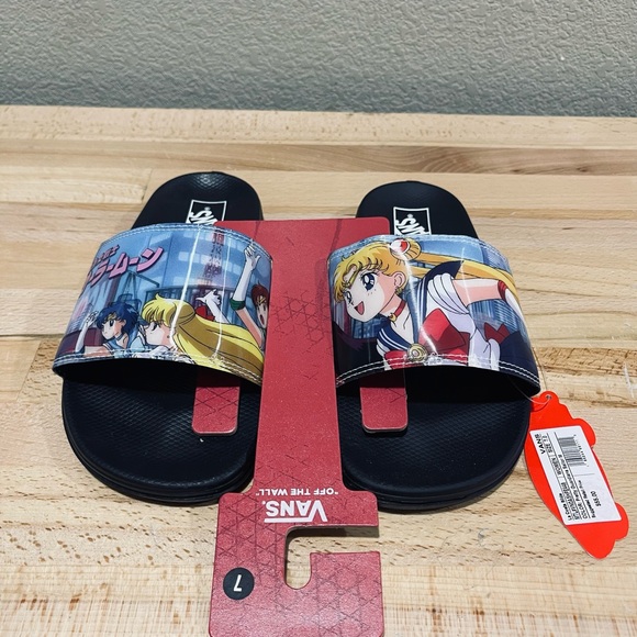 Vans x Pretty Guardian Sailor Moon La Costa Slides Women’s Sz 7, New Without Box - Picture 6 of 7